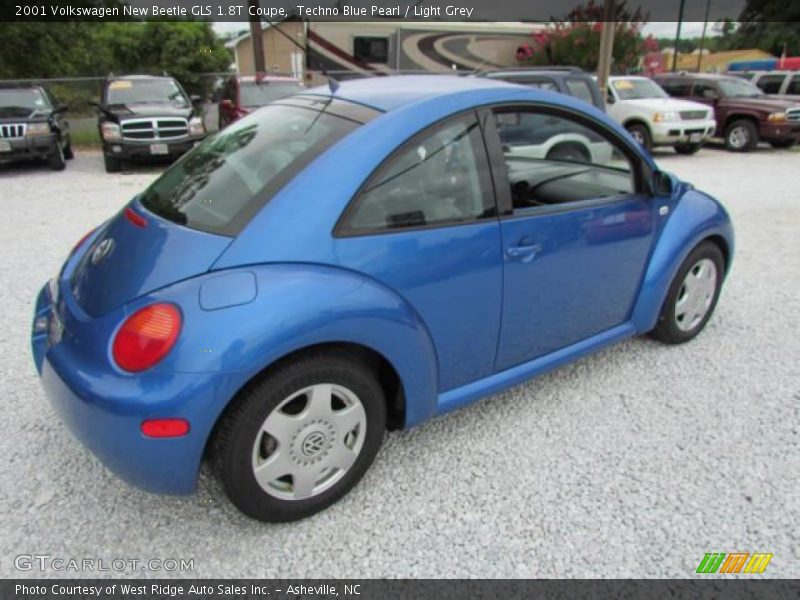 Techno Blue Pearl / Light Grey 2001 Volkswagen New Beetle GLS 1.8T Coupe