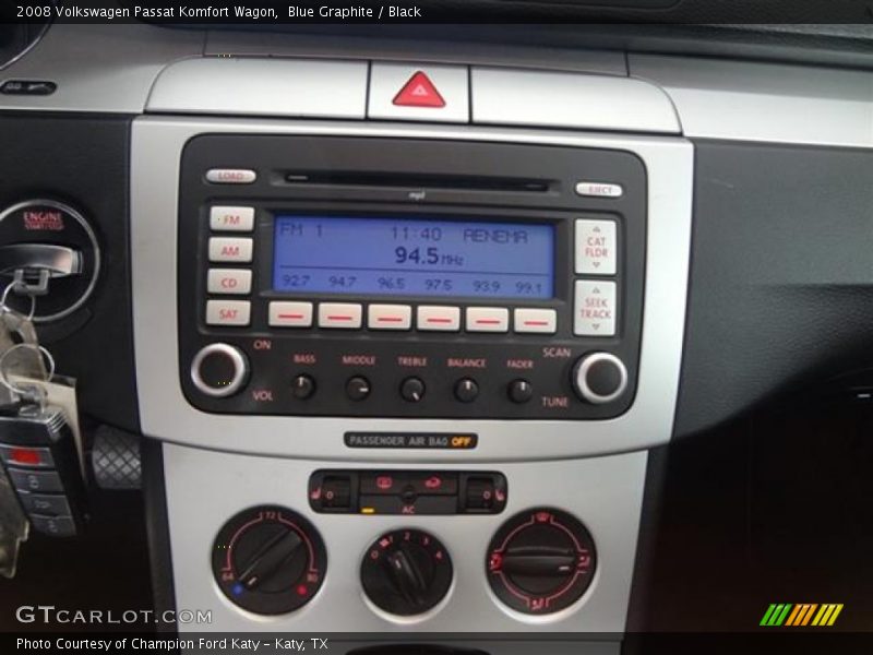 Controls of 2008 Passat Komfort Wagon