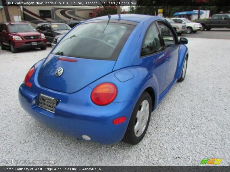 Techno Blue Pearl / Light Grey 2001 Volkswagen New Beetle GLS 1.8T Coupe