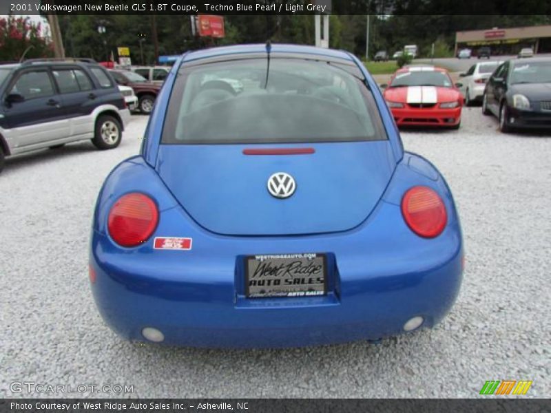 Techno Blue Pearl / Light Grey 2001 Volkswagen New Beetle GLS 1.8T Coupe