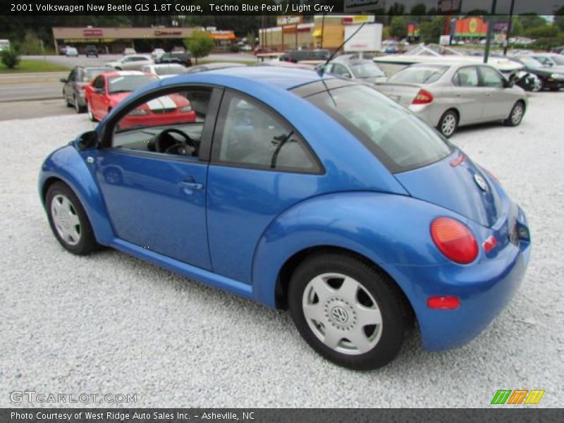 Techno Blue Pearl / Light Grey 2001 Volkswagen New Beetle GLS 1.8T Coupe