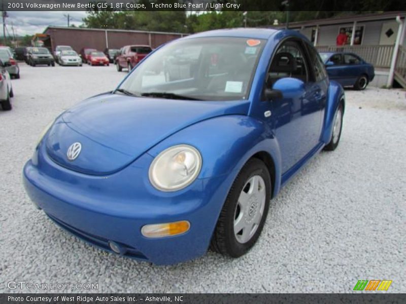 Techno Blue Pearl / Light Grey 2001 Volkswagen New Beetle GLS 1.8T Coupe