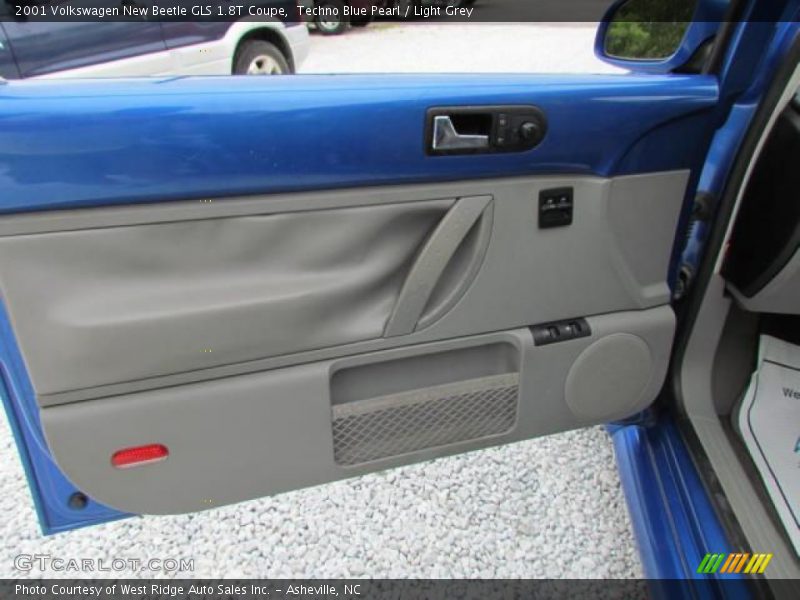 Techno Blue Pearl / Light Grey 2001 Volkswagen New Beetle GLS 1.8T Coupe