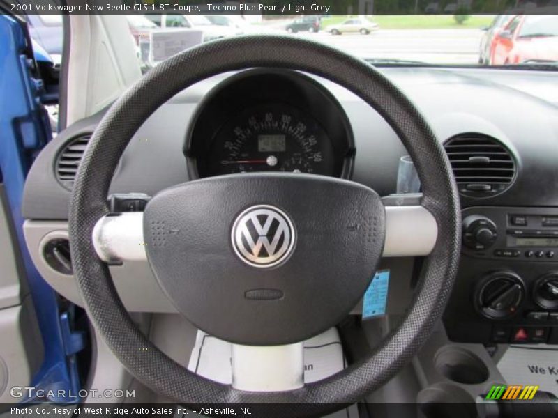 Techno Blue Pearl / Light Grey 2001 Volkswagen New Beetle GLS 1.8T Coupe