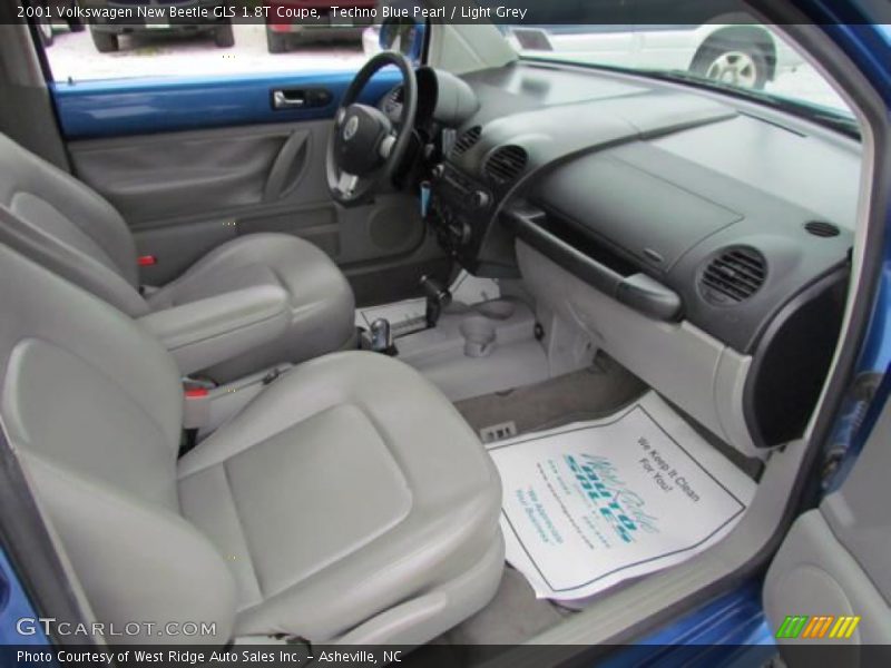 Techno Blue Pearl / Light Grey 2001 Volkswagen New Beetle GLS 1.8T Coupe