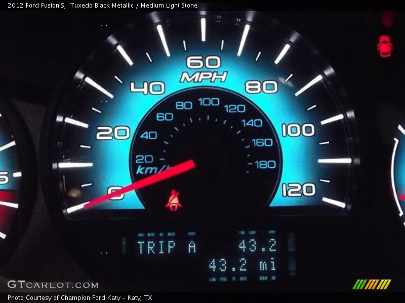 Tuxedo Black Metallic / Medium Light Stone 2012 Ford Fusion S