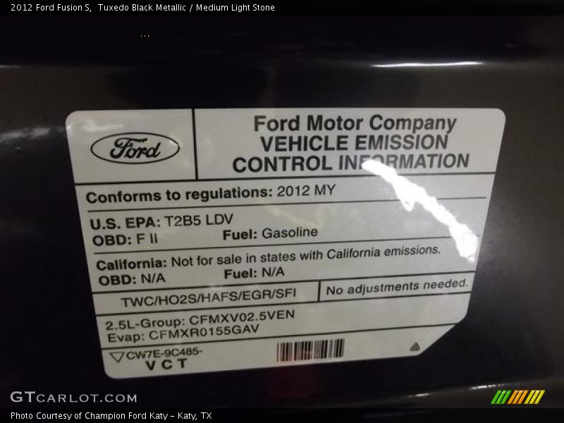 Tuxedo Black Metallic / Medium Light Stone 2012 Ford Fusion S