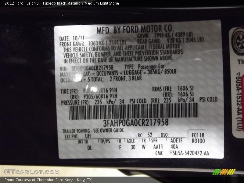 Tuxedo Black Metallic / Medium Light Stone 2012 Ford Fusion S