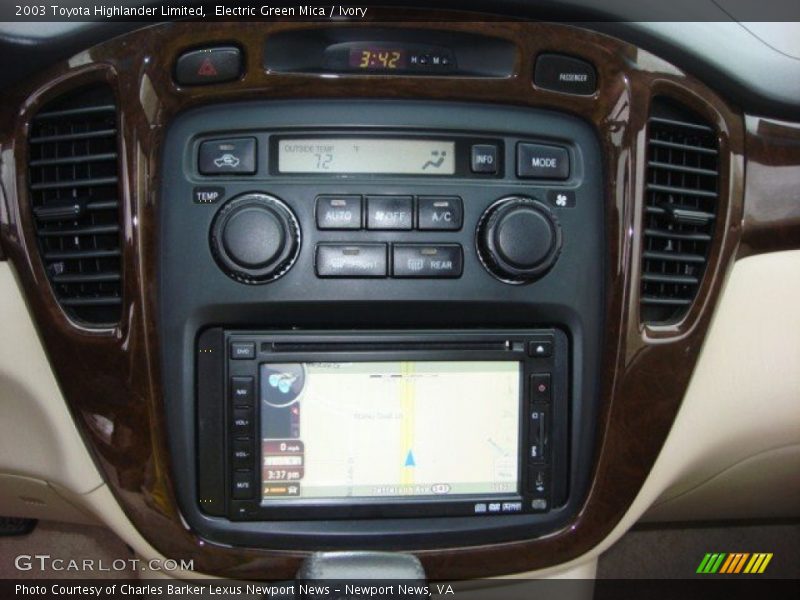 Electric Green Mica / Ivory 2003 Toyota Highlander Limited