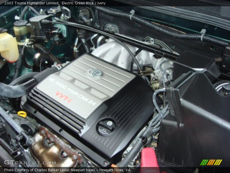 Electric Green Mica / Ivory 2003 Toyota Highlander Limited