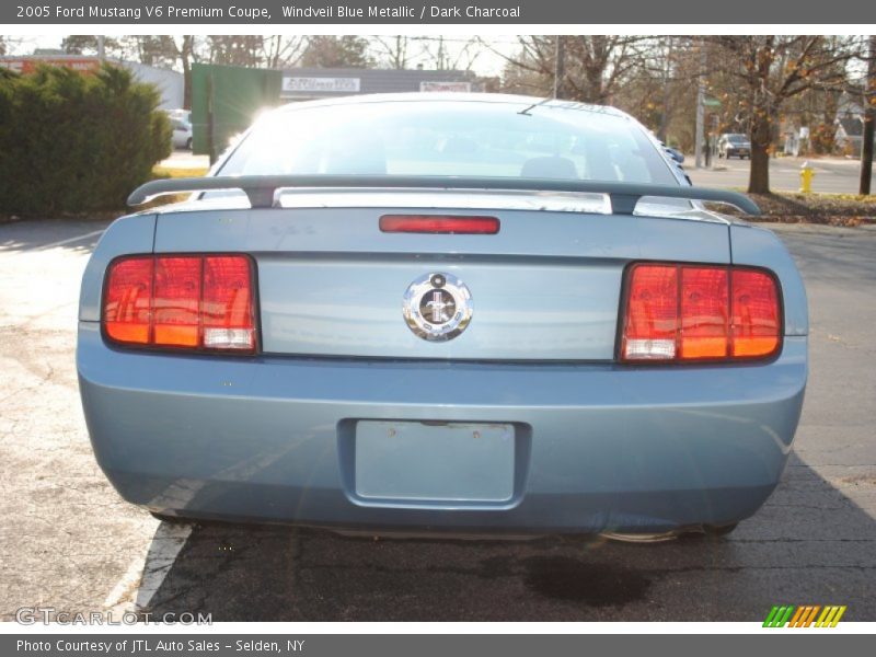 Windveil Blue Metallic / Dark Charcoal 2005 Ford Mustang V6 Premium Coupe