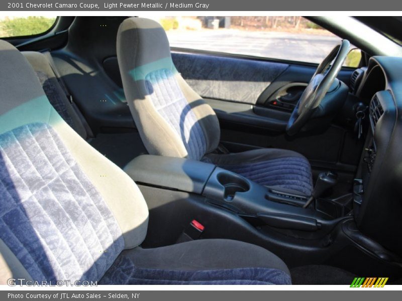 Light Pewter Metallic / Medium Gray 2001 Chevrolet Camaro Coupe