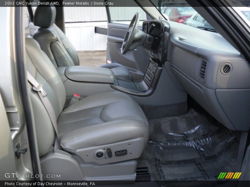 Pewter Metallic / Stone Gray 2003 GMC Yukon Denali AWD
