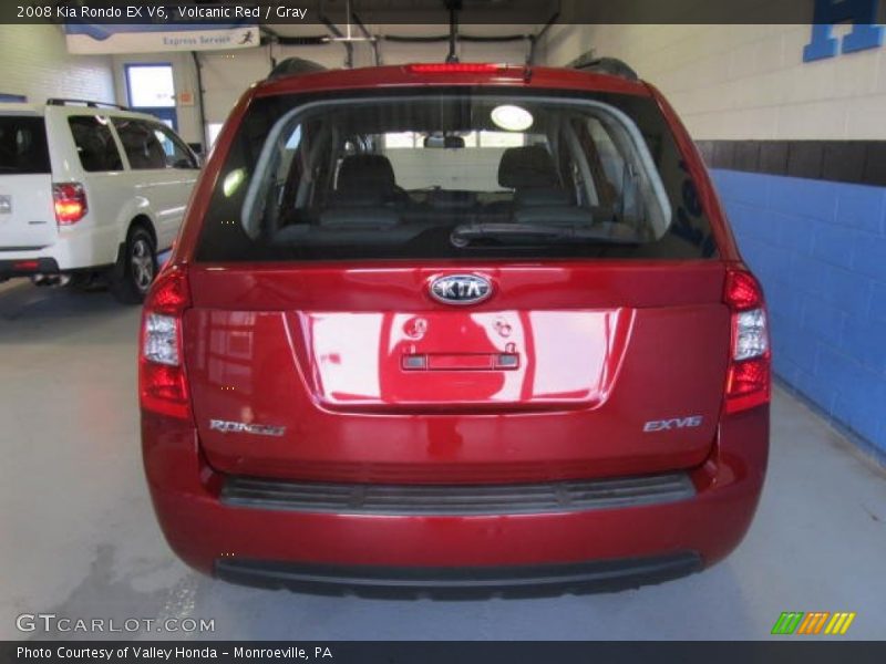 Volcanic Red / Gray 2008 Kia Rondo EX V6
