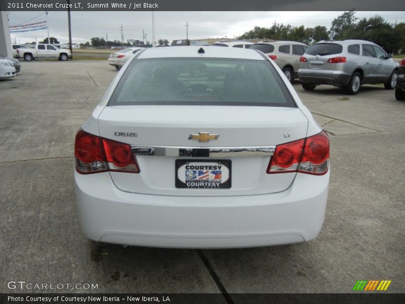 Summit White / Jet Black 2011 Chevrolet Cruze LT