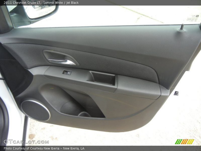 Summit White / Jet Black 2011 Chevrolet Cruze LT