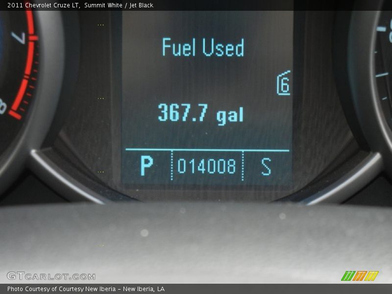 Summit White / Jet Black 2011 Chevrolet Cruze LT