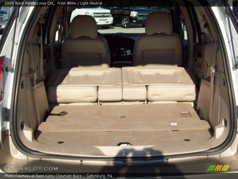Frost White / Light Neutral 2005 Buick Rendezvous CXL
