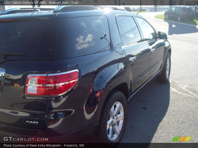 Midnight Blue / Gray 2007 Saturn Outlook XR AWD