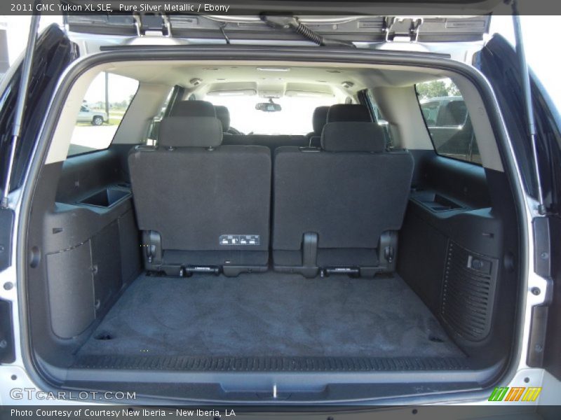 Pure Silver Metallic / Ebony 2011 GMC Yukon XL SLE