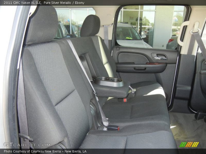 Pure Silver Metallic / Ebony 2011 GMC Yukon XL SLE