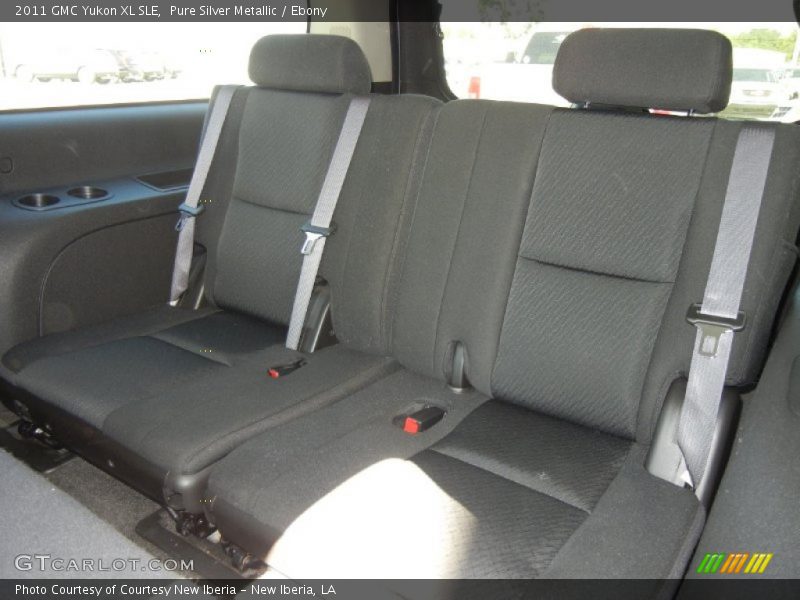 Pure Silver Metallic / Ebony 2011 GMC Yukon XL SLE