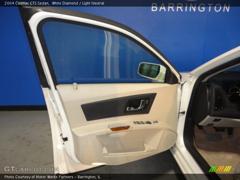 White Diamond / Light Neutral 2004 Cadillac CTS Sedan