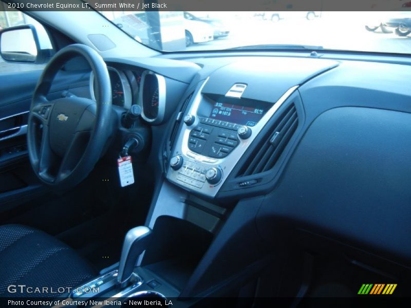 Summit White / Jet Black 2010 Chevrolet Equinox LT