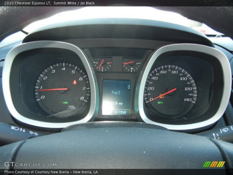Summit White / Jet Black 2010 Chevrolet Equinox LT