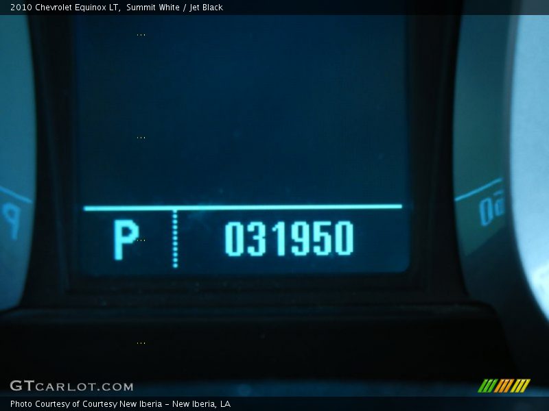 Summit White / Jet Black 2010 Chevrolet Equinox LT