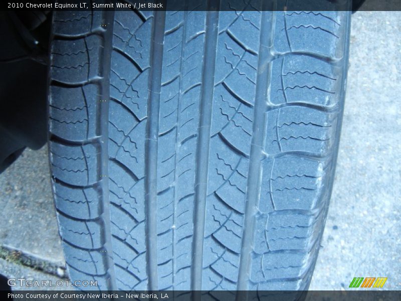Summit White / Jet Black 2010 Chevrolet Equinox LT