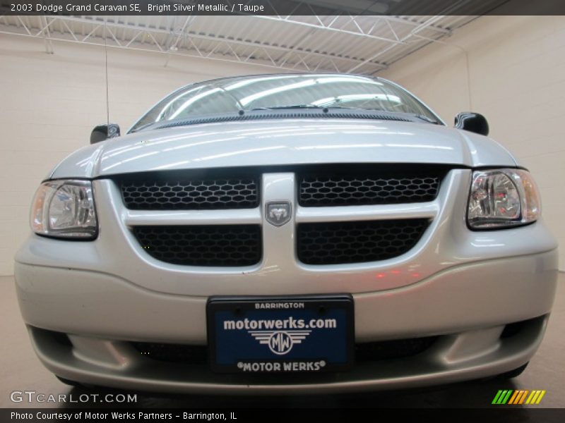 Bright Silver Metallic / Taupe 2003 Dodge Grand Caravan SE