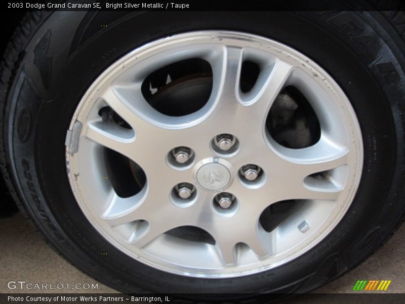 Bright Silver Metallic / Taupe 2003 Dodge Grand Caravan SE