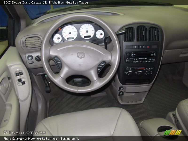 Dashboard of 2003 Grand Caravan SE