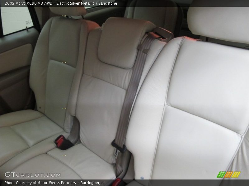 Electric Silver Metallic / Sandstone 2009 Volvo XC90 V8 AWD