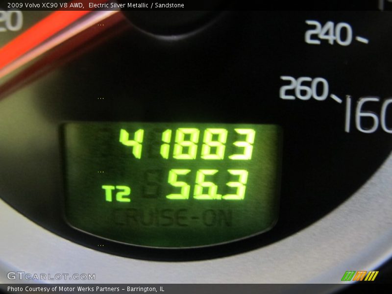 Electric Silver Metallic / Sandstone 2009 Volvo XC90 V8 AWD