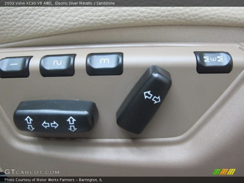 Controls of 2009 XC90 V8 AWD