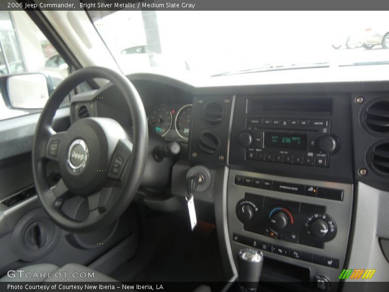 Bright Silver Metallic / Medium Slate Gray 2006 Jeep Commander