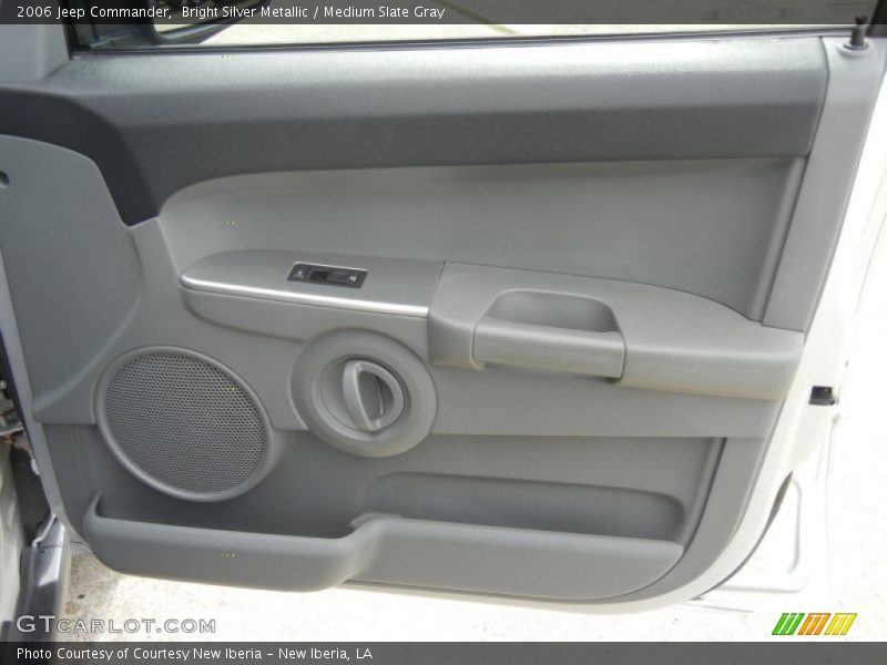 Bright Silver Metallic / Medium Slate Gray 2006 Jeep Commander