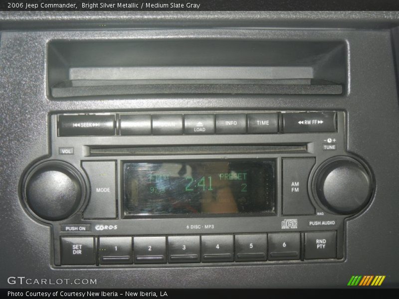 Bright Silver Metallic / Medium Slate Gray 2006 Jeep Commander