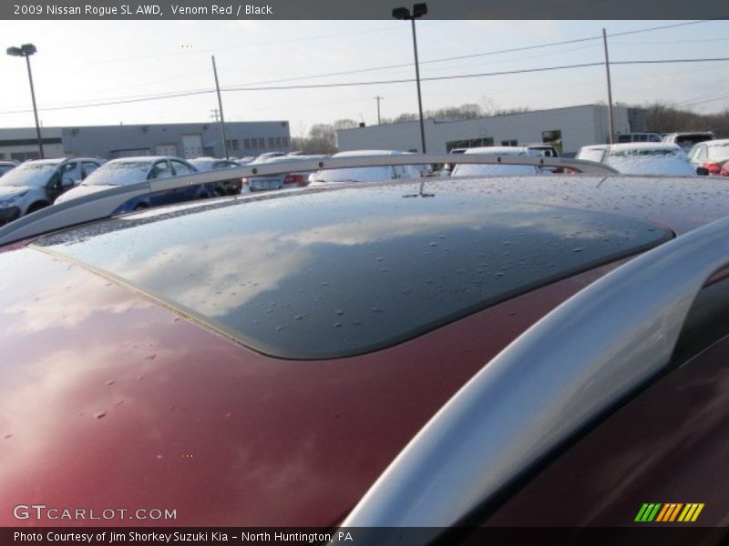 Venom Red / Black 2009 Nissan Rogue SL AWD
