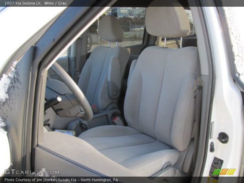 White / Gray 2007 Kia Sedona LX