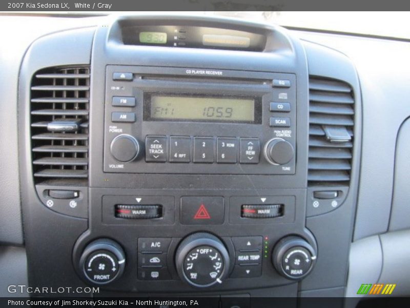 White / Gray 2007 Kia Sedona LX