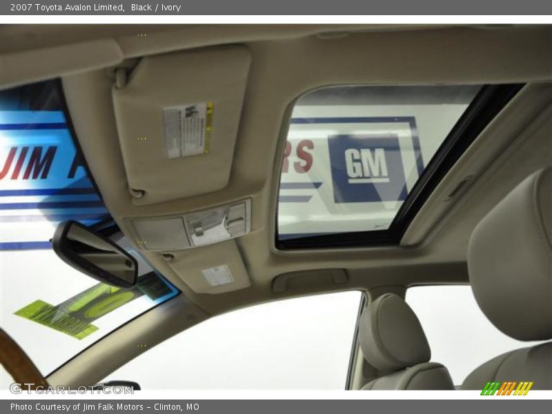 Black / Ivory 2007 Toyota Avalon Limited