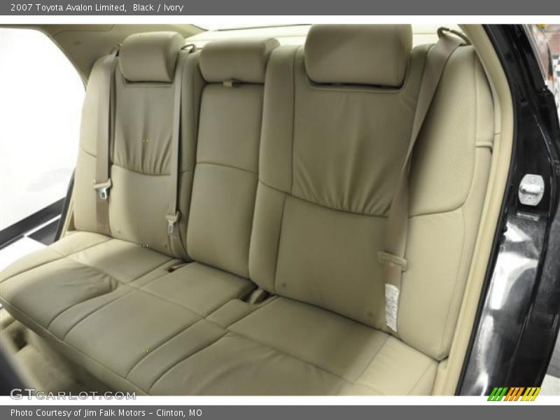 Black / Ivory 2007 Toyota Avalon Limited