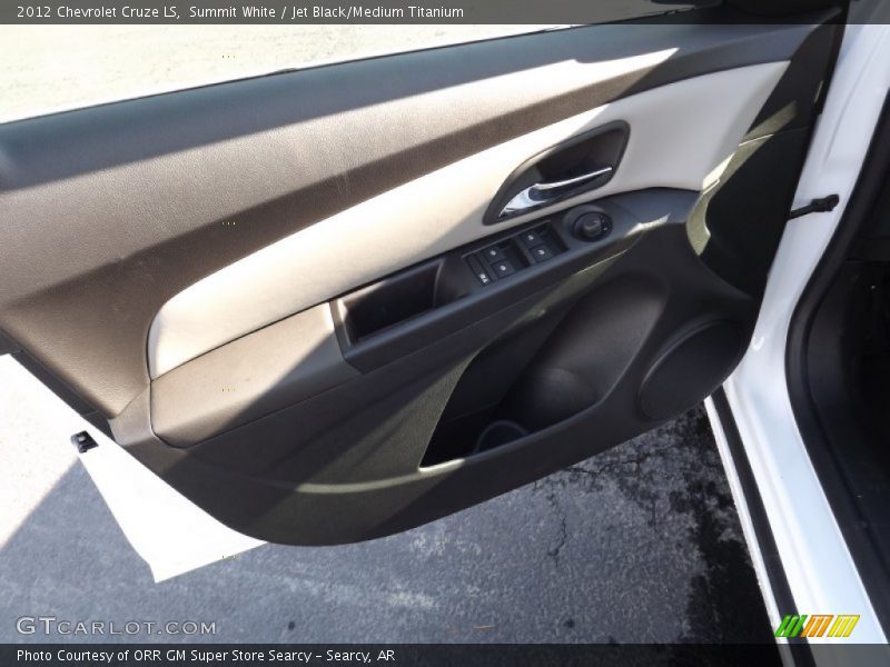 Summit White / Jet Black/Medium Titanium 2012 Chevrolet Cruze LS