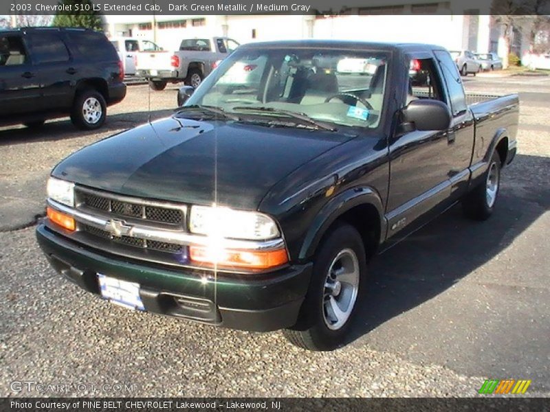 Dark Green Metallic / Medium Gray 2003 Chevrolet S10 LS Extended Cab