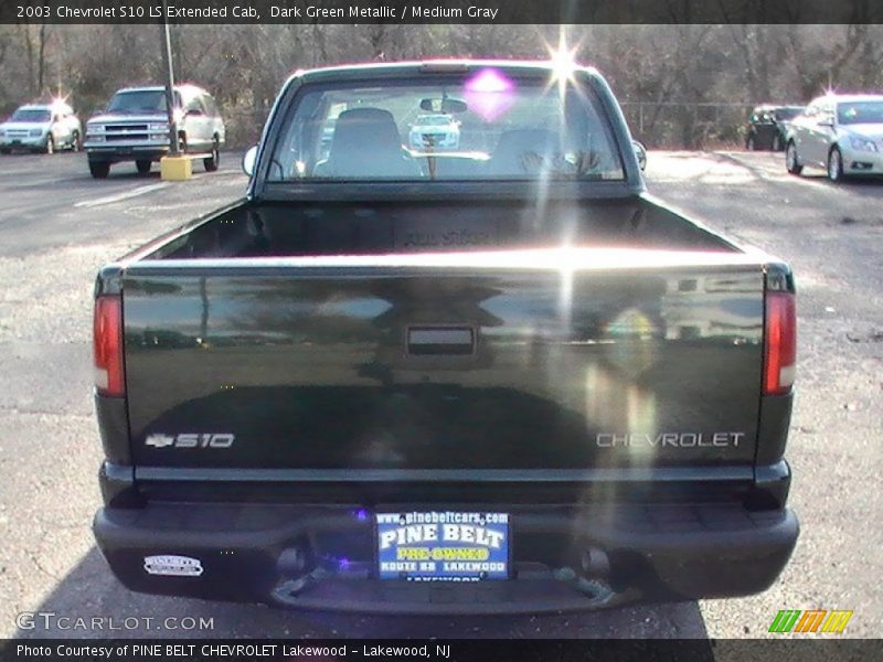 Dark Green Metallic / Medium Gray 2003 Chevrolet S10 LS Extended Cab