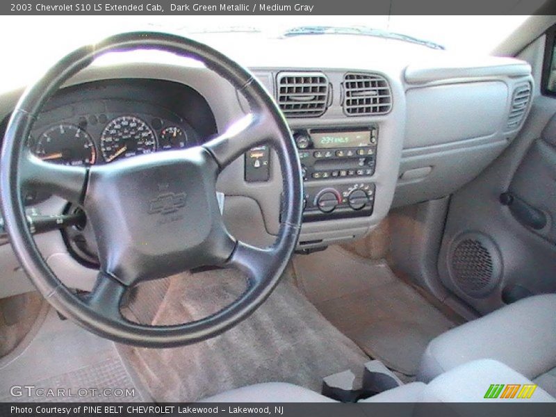 Dark Green Metallic / Medium Gray 2003 Chevrolet S10 LS Extended Cab