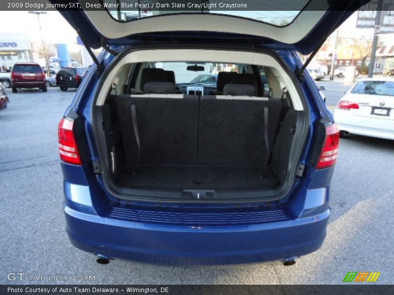  2009 Journey SXT Trunk